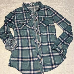 Fashion Nova plaid flannel size small